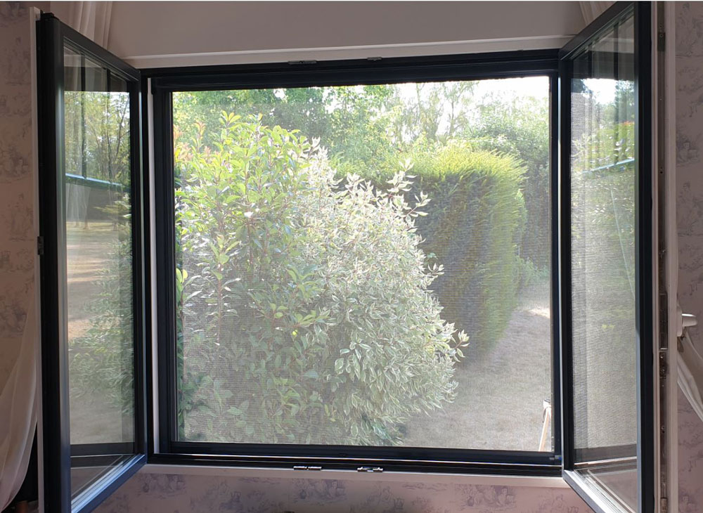 moustiquaire fenetre sur mesure